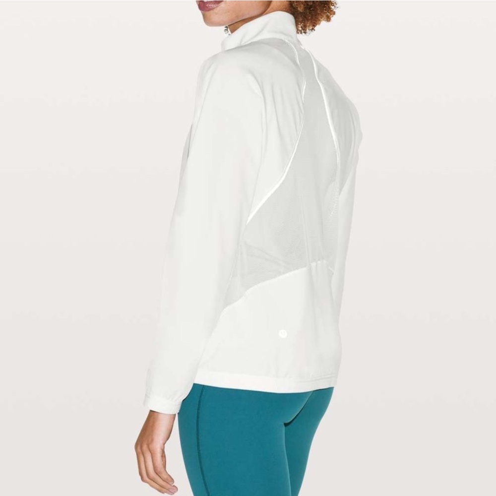 Size 4 Lululemon Breeze In Full Zip Jacket